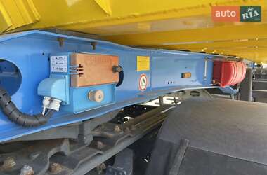 Зерновоз - полуприцеп Schmitz Cargobull SGF S3 2016 в 