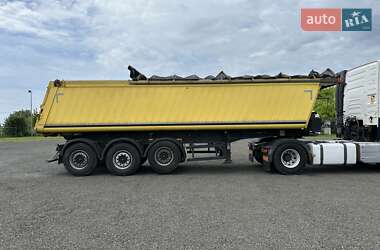 Самоскид напівпричіп Schmitz Cargobull SGF S3 2017 в 