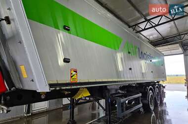 Зерновоз - напівпричіп Schmitz Cargobull SGF S3 2015 в Чернівцях