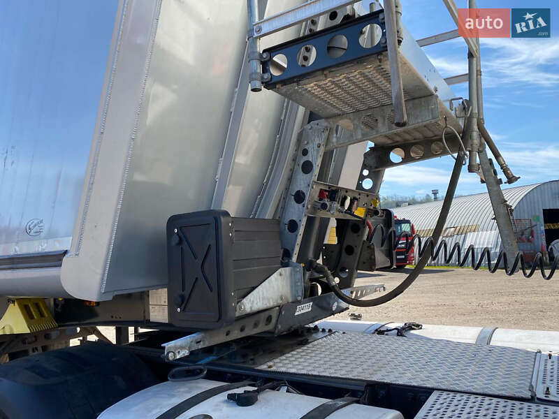 Зерновоз - полуприцеп Schmitz Cargobull SKI 2019 в Черновцах