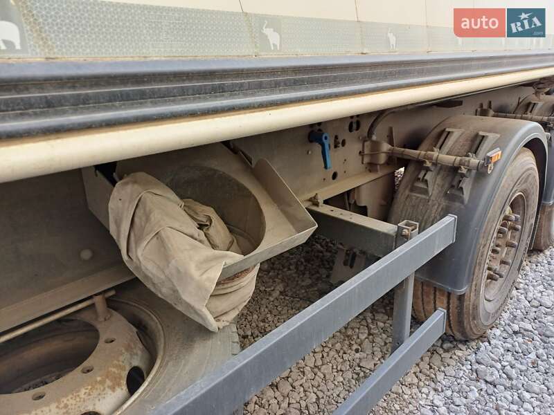 Самоскид напівпричіп Schmitz Cargobull SKI 2013 в Запоріжжі