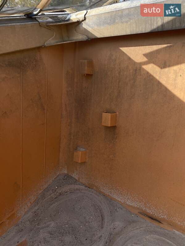 Самосвал полуприцеп Schmitz Cargobull SKI 2011 в Кременчуге