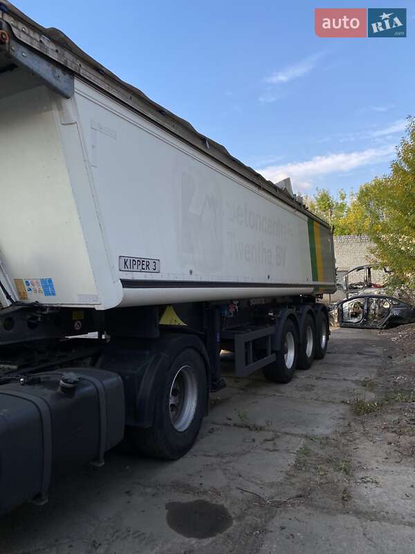 Самосвал полуприцеп Schmitz Cargobull SKI 2011 в Кременчуге