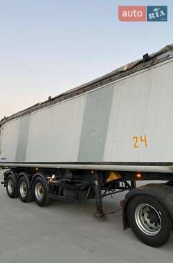 Самосвал полуприцеп Schmitz Cargobull SKI 2005 в 