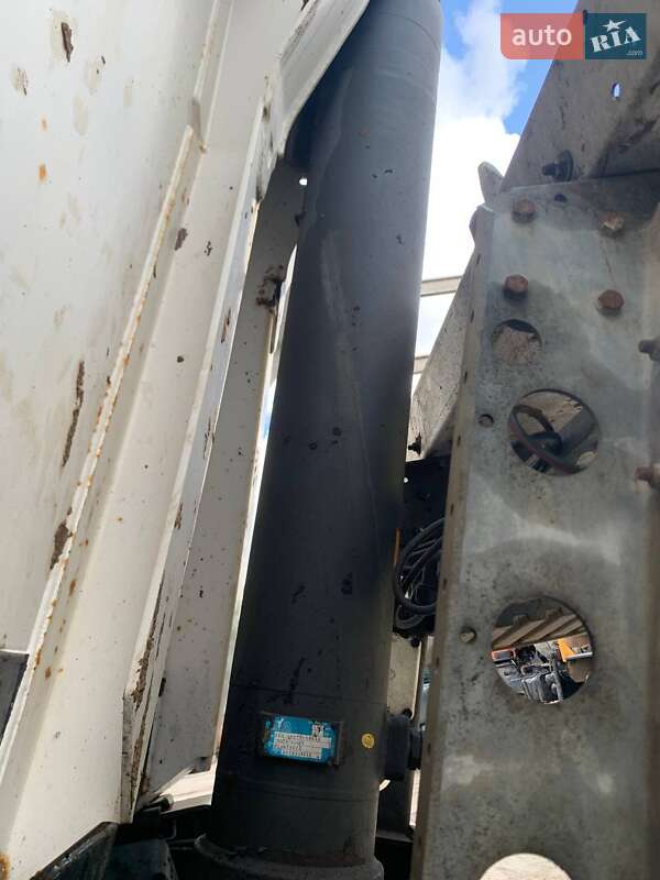 Самосвал прицеп Schmitz Cargobull SKI 2012 в Долине