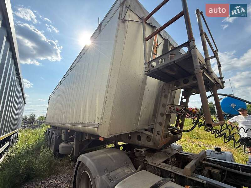 Самосвал полуприцеп Schmitz Cargobull SKI 2008 в Киеве