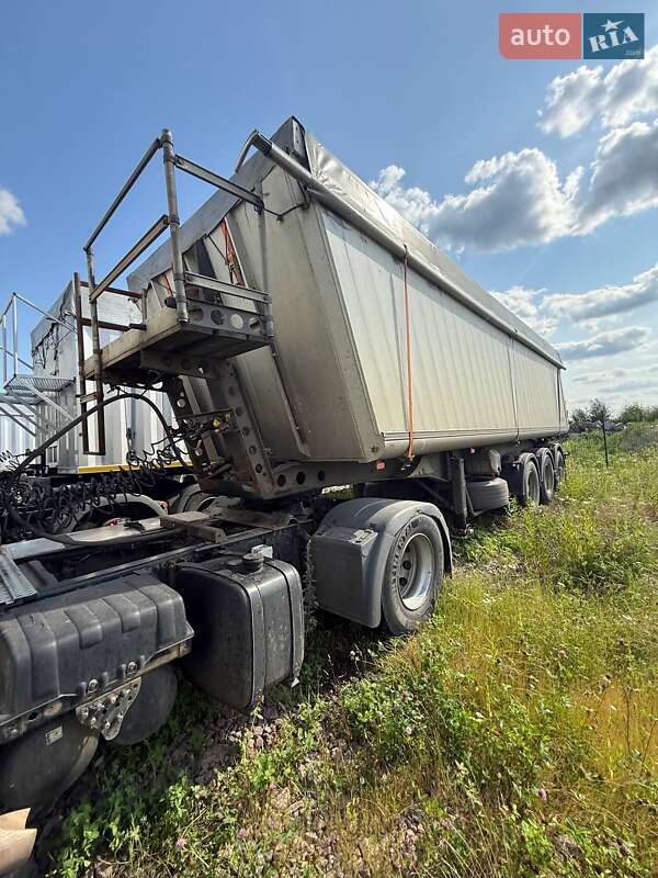Самосвал полуприцеп Schmitz Cargobull SKI 2008 в Киеве