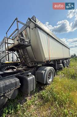Самосвал полуприцеп Schmitz Cargobull SKI 2008 в 