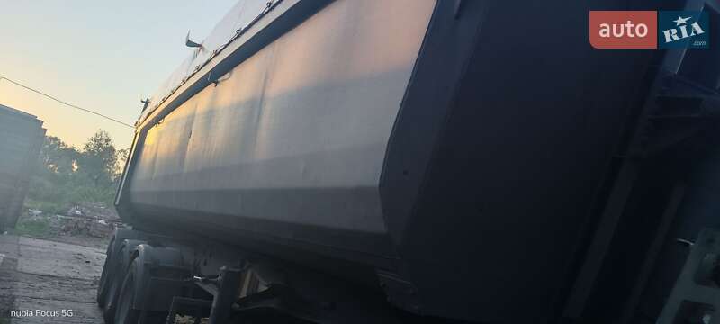 Самосвал полуприцеп Schmitz Cargobull SKI 2005 в 
