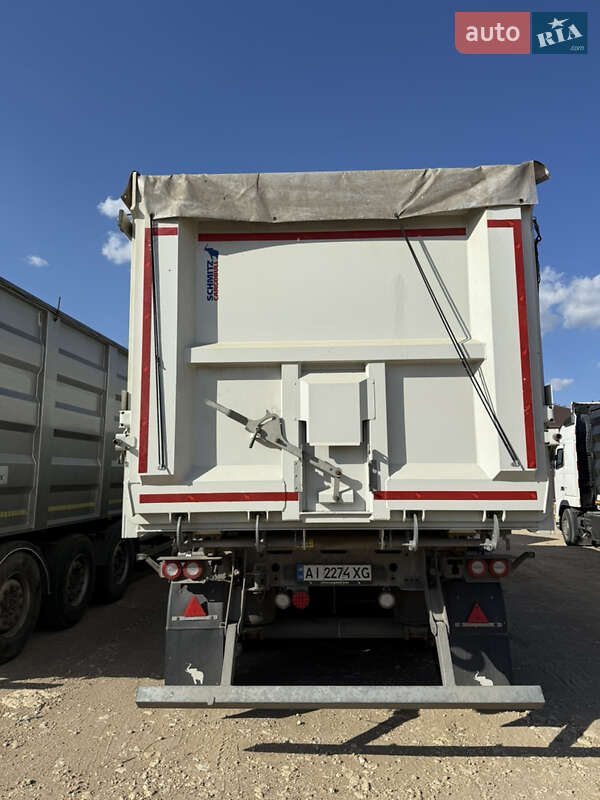Самосвал прицеп Schmitz Cargobull SKI 2023 в 