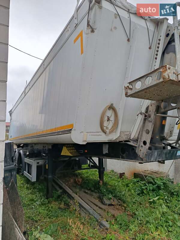 Самосвал полуприцеп Schmitz Cargobull SKI 2011 в Ракитном фото 2 Самосвал полуприцеп Schmitz Cargobull SKI 2011 в Ракитном