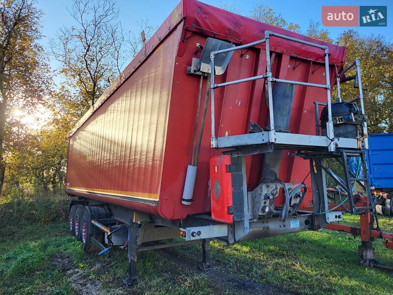 Самосвал полуприцеп Schmitz Cargobull SKI 2005 в Чемеровцах