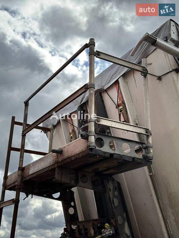 Самоскид напівпричіп Schmitz Cargobull SKI 2008 в Києві