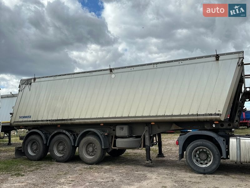 Самоскид напівпричіп Schmitz Cargobull SKI 2008 в Києві