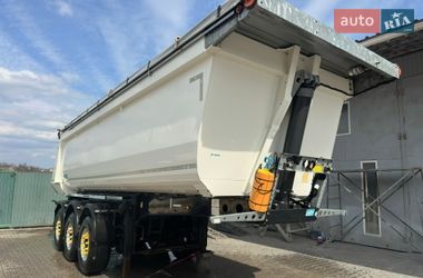 Самосвал полуприцеп Schmitz Cargobull SKI 2015 в Виннице