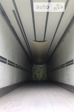 Рефрижератор напівпричіп Schmitz Cargobull SKO 24 2009 в 