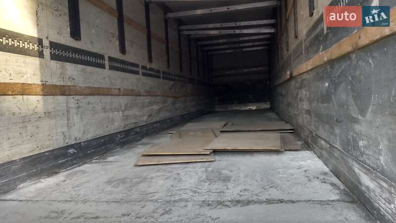 Ізотермічна будка Schmitz Cargobull SKO 24 2000 в Запоріжжі фото 3 Ізотермічна будка Schmitz Cargobull SKO 24 2000 в Запоріжжі