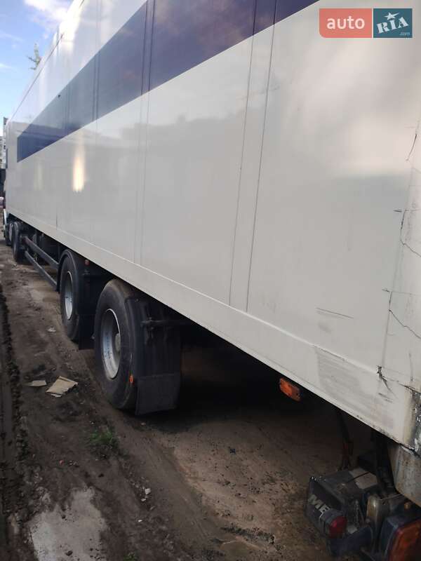 Рефрижератор полуприцеп Schmitz Cargobull SKO 24 2005 в Чернигове