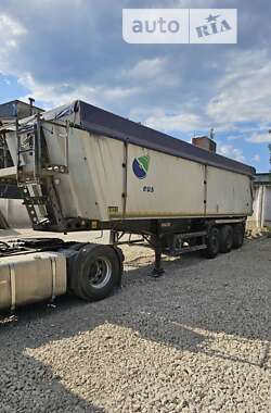 Самоскид напівпричіп Schmitz Cargobull SKO 24 2008 в Тернополі