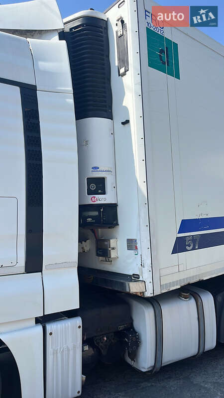 Рефрижератор полуприцеп Schmitz Cargobull SKO 24 2004 в Львове