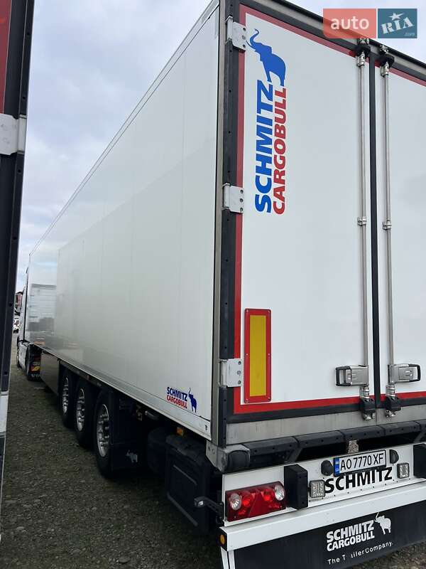 Рефрижератор напівпричіп Schmitz Cargobull SKO 24 2014 в Ужгороді