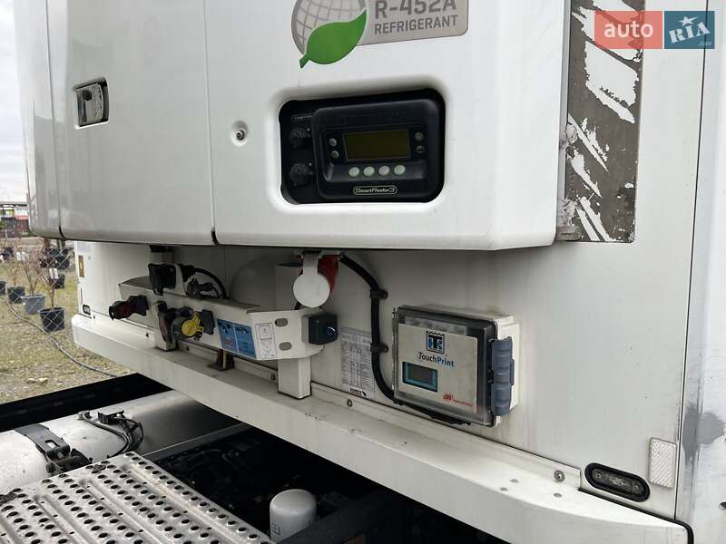 Рефрижератор напівпричіп Schmitz Cargobull SKO 24 2014 в Ужгороді