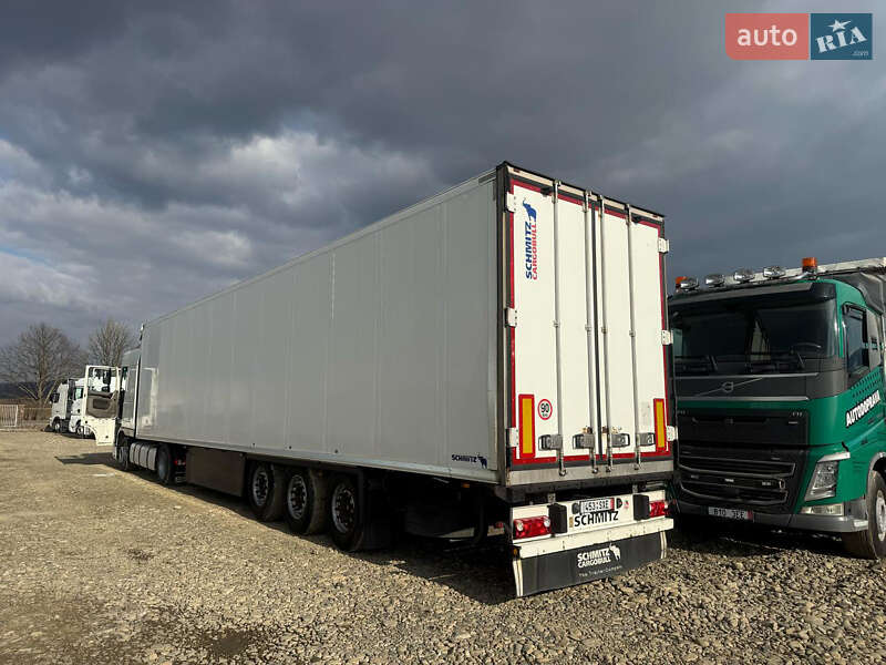 Рефрижератор напівпричіп Schmitz Cargobull SKO 24 2011 в Тячеві