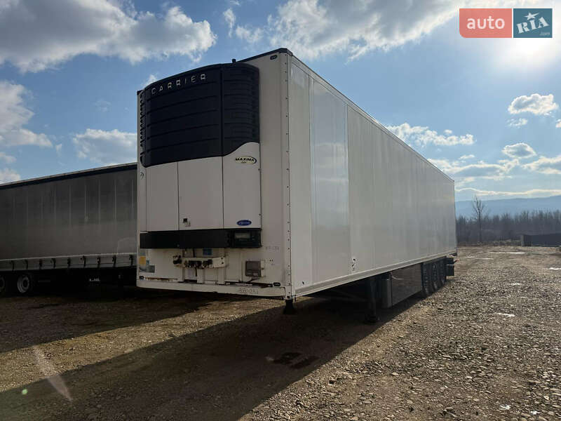 Рефрижератор напівпричіп Schmitz Cargobull SKO 24 2011 в Тячеві