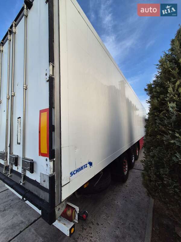 Рефрижератор полуприцеп Schmitz Cargobull SKO 24 2007 в Павлограде