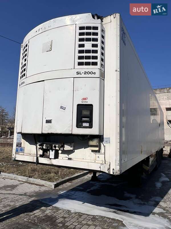 Рефрижератор Schmitz Cargobull SKO 24 2002 в Львове