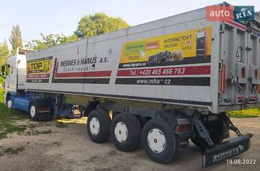 Зерновоз - полуприцеп Schmitz Cargobull SKO 24 2006 в 