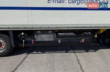 Изотермическая будка Schmitz Cargobull SKO 24 2012 в 