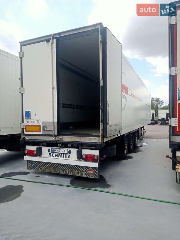 Рефрижератор напівпричіп Schmitz Cargobull SKO 24 2006 в Рівному
