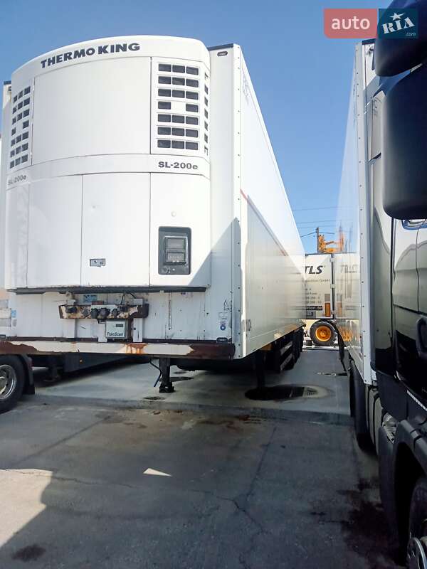 Рефрижератор напівпричіп Schmitz Cargobull SKO 24 2006 в Рівному