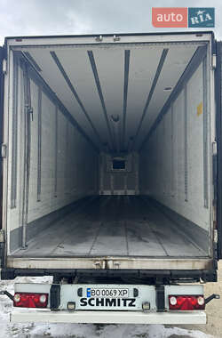 Рефрижератор напівпричіп Schmitz Cargobull SKO 24 2007 в 