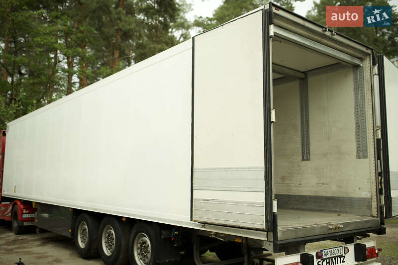 Schmitz Cargobull SKO 24 2012