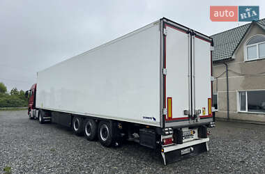 Рефрижератор напівпричіп Schmitz Cargobull SKO 24 2014 в 