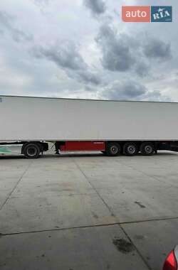 Рефрижератор полуприцеп Schmitz Cargobull SKO 24 2005 в 