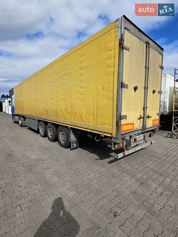 Фургон полуприцеп Schmitz Cargobull SKO 24 2001 в Вишневом
