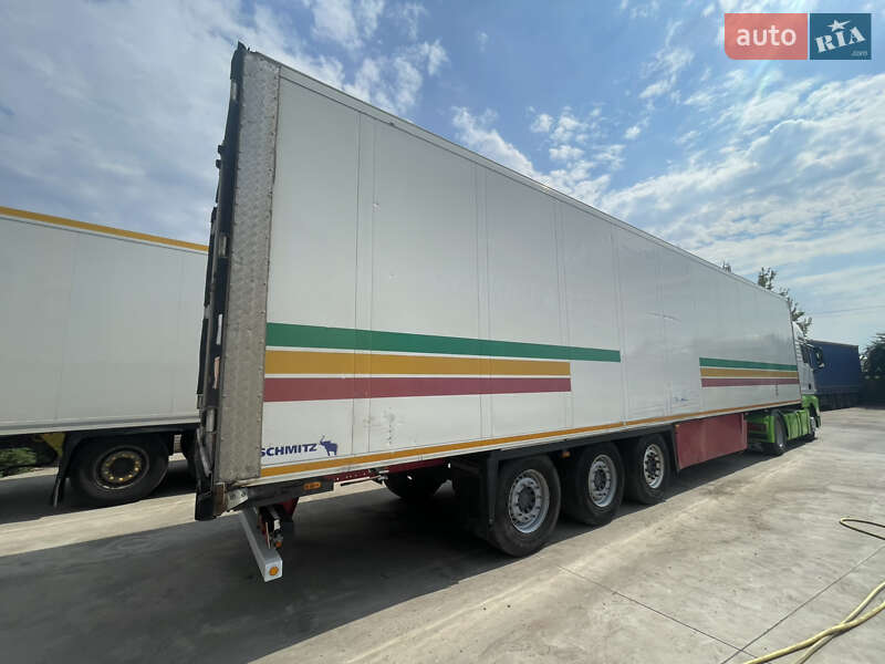 Рефрижератор напівпричіп Schmitz Cargobull SKO 24 2012 в Києві