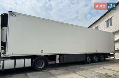 Рефрижератор полуприцеп Schmitz Cargobull SKO 24 2013 в Киеве