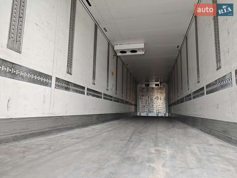 Рефрижератор полуприцеп Schmitz Cargobull SKO 24 2014 в Киеве