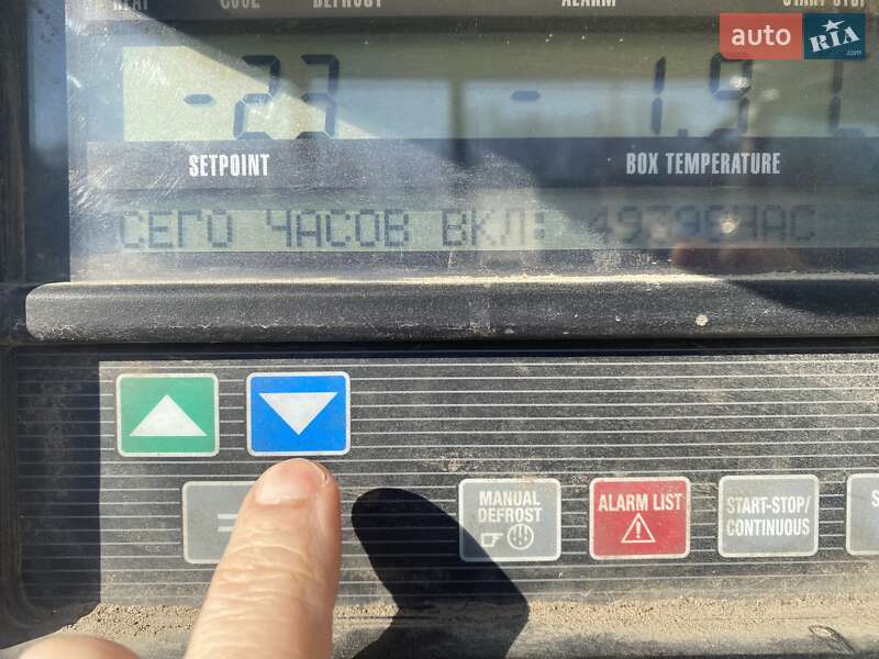 Рефрижератор полуприцеп Schmitz Cargobull SKO 24 2011 в Черновцах