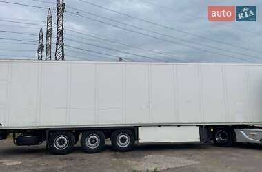 Рефрижератор полуприцеп Schmitz Cargobull SKO 24 2011 в 