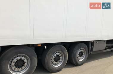 Рефрижератор полуприцеп Schmitz Cargobull SKO 24 2003 в 