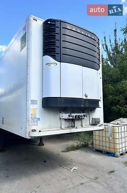 Рефрижератор напівпричіп Schmitz Cargobull SKO 24 2011 в Києві
