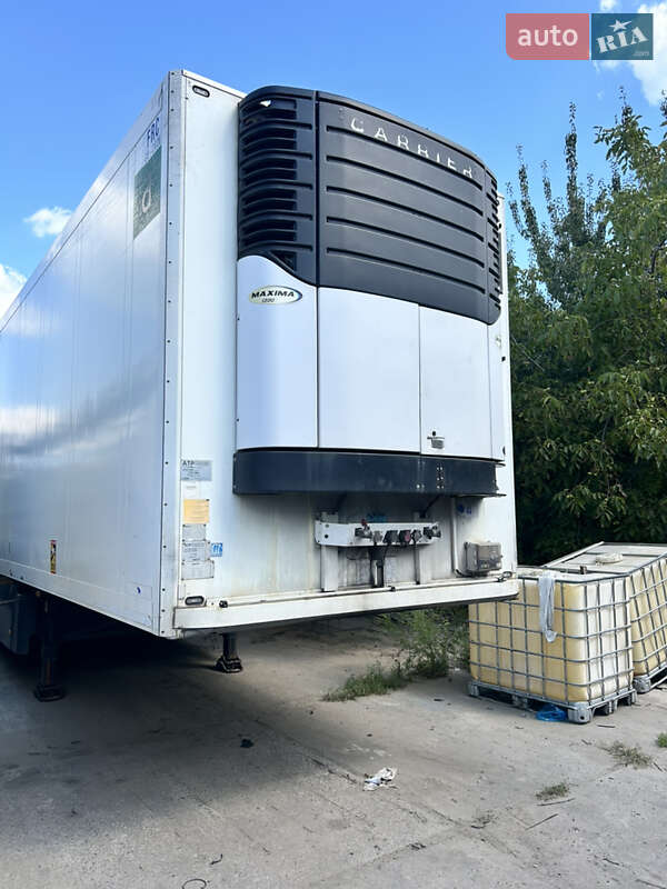 Schmitz Cargobull SKO 24 2011