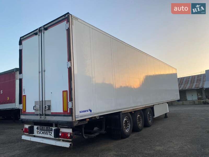 Рефрижератор напівпричіп Schmitz Cargobull SKO 24 2012 в Коломиї