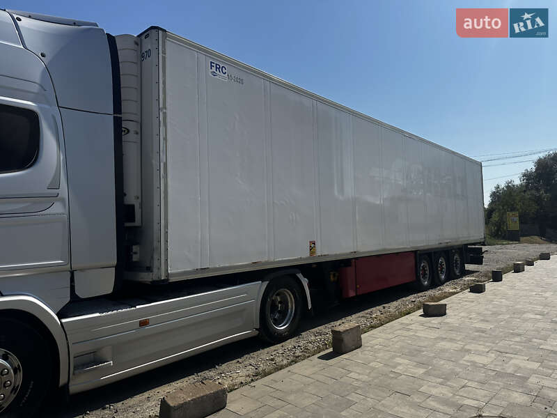 Рефрижератор напівпричіп Schmitz Cargobull SKO 24 2011 в 