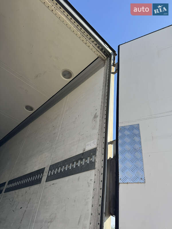 Рефрижератор напівпричіп Schmitz Cargobull SKO 24 2003 в Підволочиську фото 10 Рефрижератор напівпричіп Schmitz Cargobull SKO 24 2003 в Підволочиську